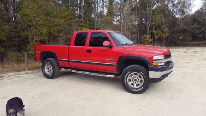 2002 Chevrolet Silverado 2500HD 4wd Cooper Discoverer AT3 XLT 315/70R17 (8866)