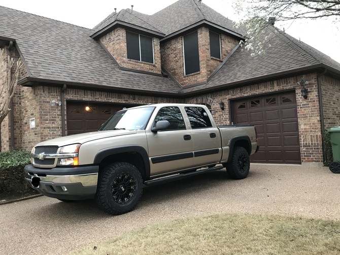 2005 Chevrolet Silverado K1500 Crew Cab BFGoodrich All-Terrain T/A KO2 285/70R17 (5335)