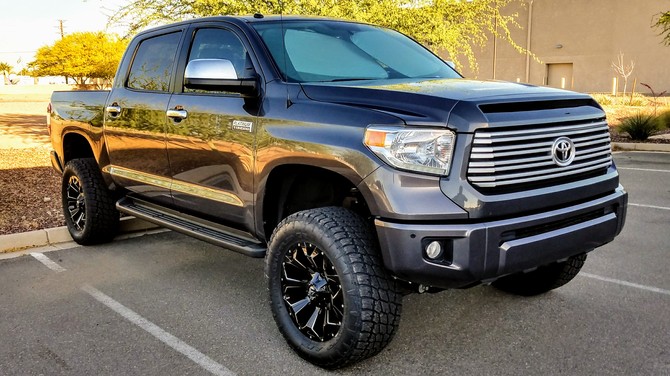 2015 Toyota Tundra CrewMax 4wd Nitto Terra Grappler G2 35/12.50R20 (2393)