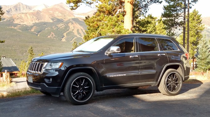 77 S 2012 Jeep Grand Cherokee Limited