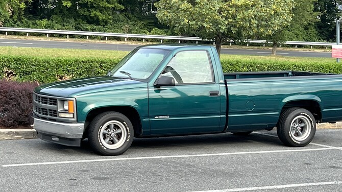 1998 Chevy  Cheyenne 5-7 BFGoodrich Radial T/A 245/60R15 (8476)