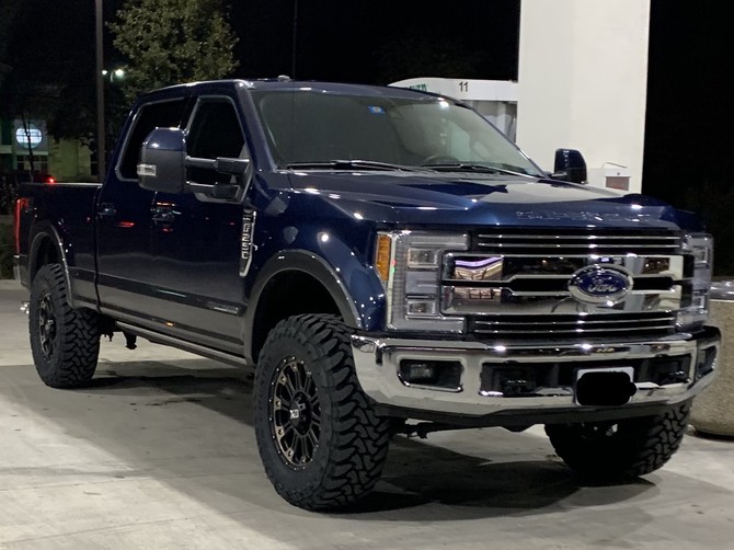 2018 Ford F250 Lariat 4wd Toyo Open Country M/T 37/12.50R20 (4075)