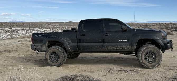 2007 Toyota Tacoma Double Cab 4wd BFGoodrich All-Terrain T/A KO3 285/75R17 (9089)