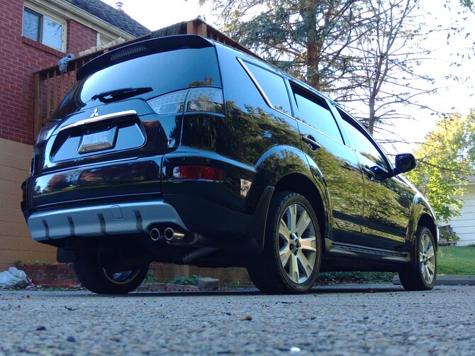 2011 Mitsubishi Outlander GT BFGoodrich g-Force COMP-2 A/S PLUS 235/45R18 (9041)