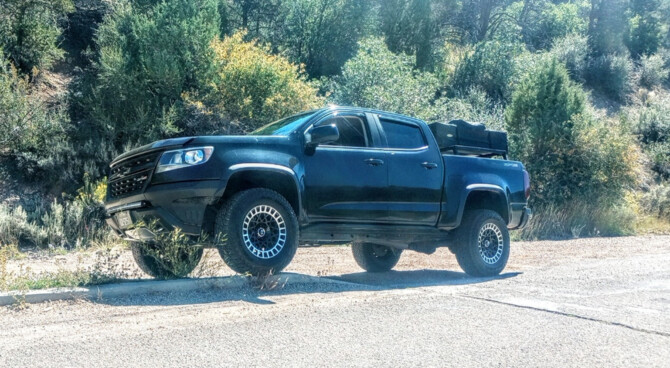 2017 Chevrolet Colorado 4WD Crew Cab Falken Wildpeak A/T3W 255/70R17 (8448)