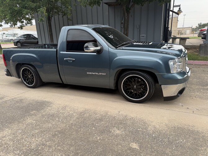 2008 GMC Sierra C1500 Regular Cab Nitto Invo 285/30R20 (8772)