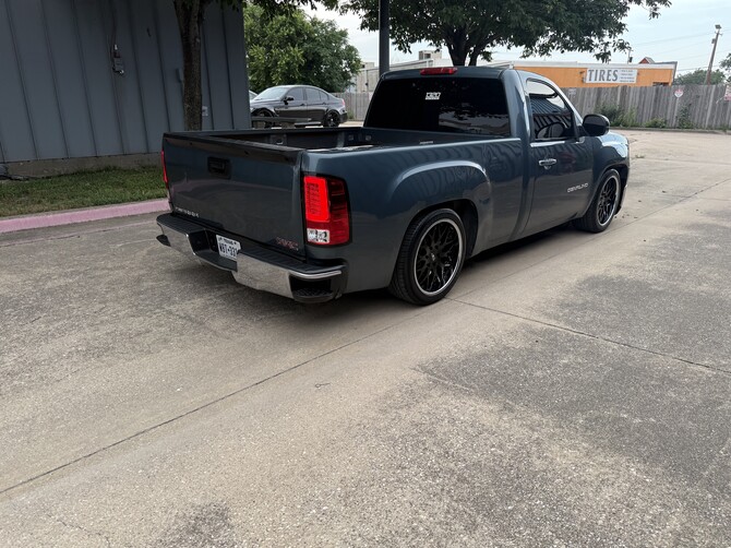 2008 GMC Sierra C1500 Regular Cab Nitto Invo 285/30R20 (8774)