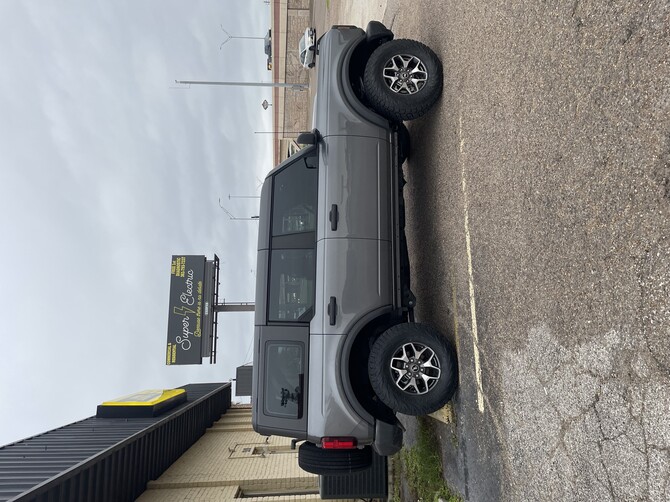 2025 Ford Bronco Base Model Nitto Terra Grappler G3 285/70R17 (9021)