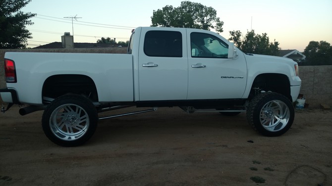 Brianepperson93's 2012 GMC Sierra 2500 HD 4wd Crew Cab