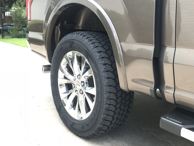 2017 Ford F150 4wd SuperCrew Goodyear Wrangler All-Terrain Adventure w/Kevlar 285/60R20 (3182)