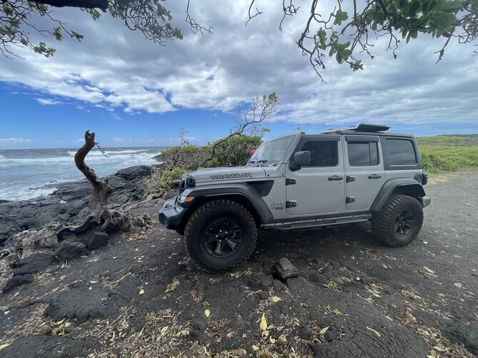 2019 Jeep Wrangler Unlimited Sport S BFGoodrich Mud-Terrain T/A KM3 35/12.50R17 (8482)