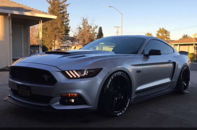 2016 Ford Mustang Fastback GT Nitto NT555 G2 305/30R20 (2460)