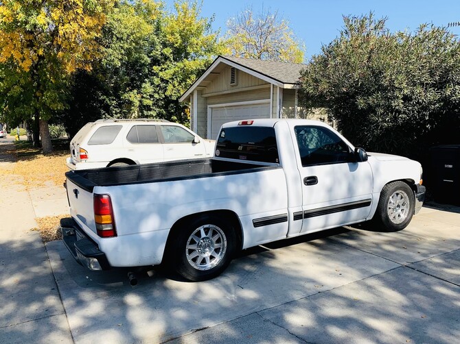 2001 Chevrolet Silverado 2wd Toyo Proxes ST III 275/55R17 (8425)