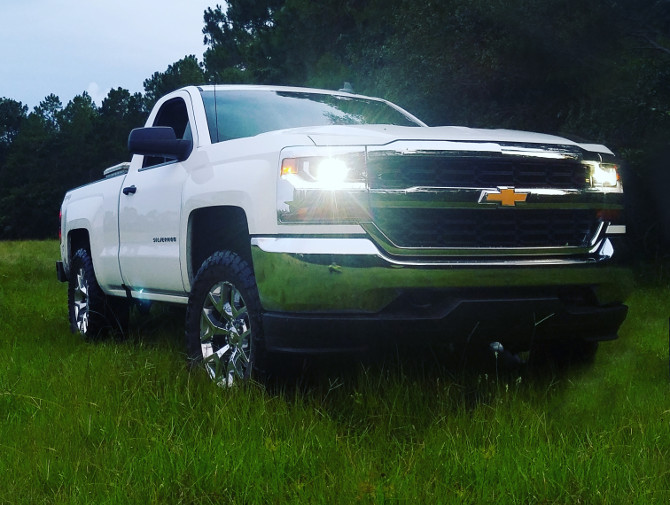 2016 Chevrolet Silverado 1500 4wd Regular Cab Nitto Trail Grappler M/T 305/55R20 (2630)