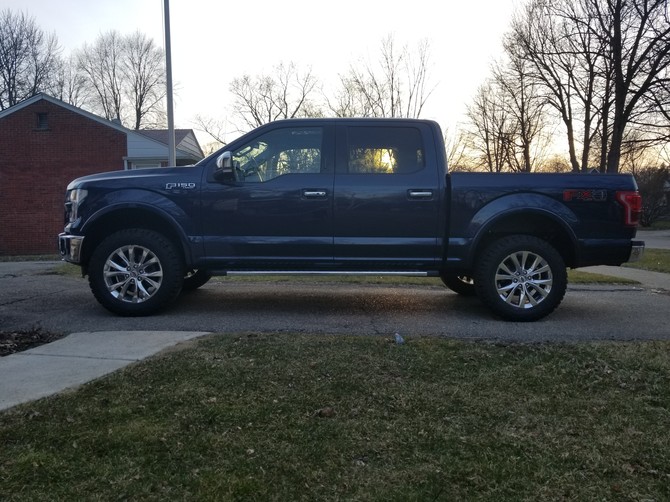 2015 Ford F150 4wd SuperCrew BFGoodrich All-Terrain T/A KO2 285/60R20 (3067)