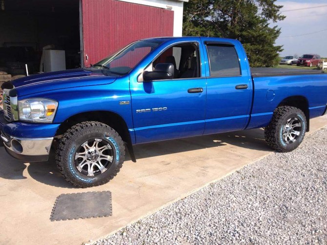 2007 Dodge Ram 1500 QuadCab 4wd Fierce Attitude M/T 285/70R17 (1785)