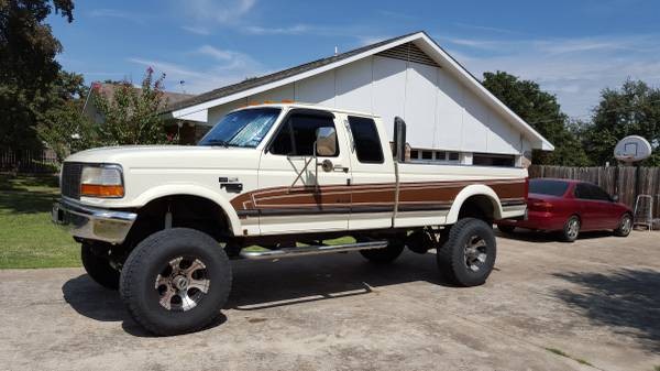1995 Ford F250 4wd Pick-up Nitto Terra Grappler 37/12.50R17 (1325)