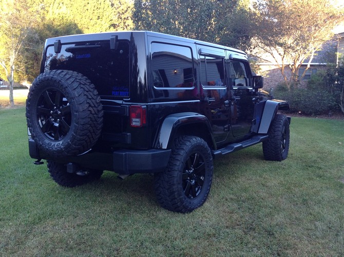 2014 Jeep Wrangler Unlimited Sahara Toyo Open Country M/T 33/12.50R18 (1480)
