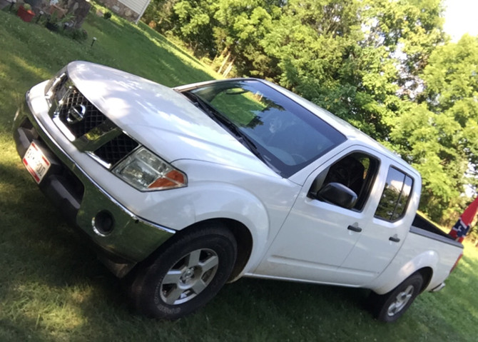 2007 Nissan Frontier Crew Cab SE Toyo Open Country H/T 265/70R16 (3160)