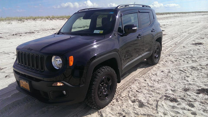 2016 Jeep Renegade Dawn Of Justice Ed. BFGoodrich All-Terrain T/A KO2 235/65R15 (3356)