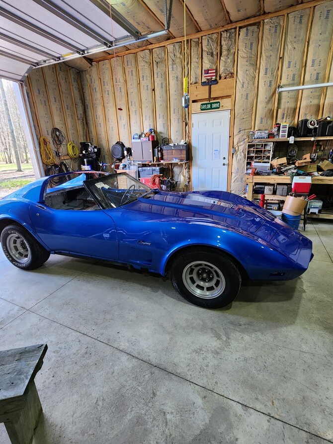 1975 Chevrolet Corvette Base Model Cooper Cobra Radial GT 225/70R15 (8596)