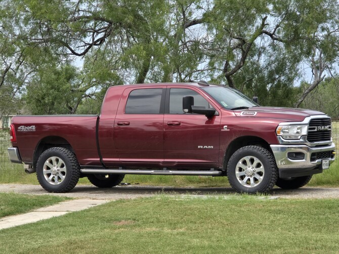 2021 Ram 2500 Big Horn BFGoodrich HD-Terrain T/A KT 295/65R20 (8797)