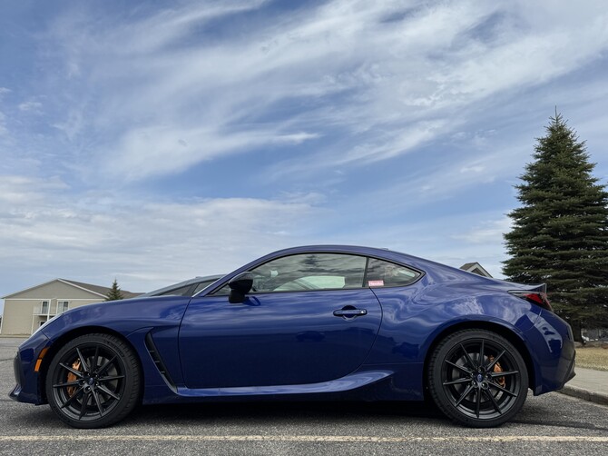 2025 Subaru BRZ tS Nexen Winguard Ice Plus 215/40R18 (8819)
