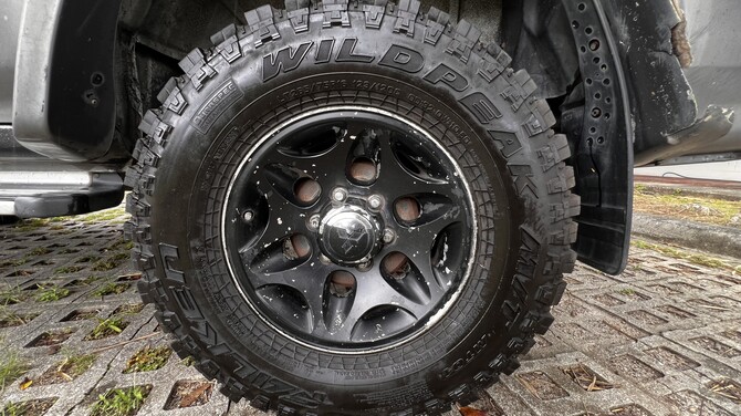 1998 Mitsubishi Montero Sport LS Falken Wildpeak M/T 265/75R16 (8552)