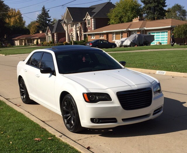 2014 Chrysler 300s RWD V8 Firestone Firehawk GT 245/45R20 (513)