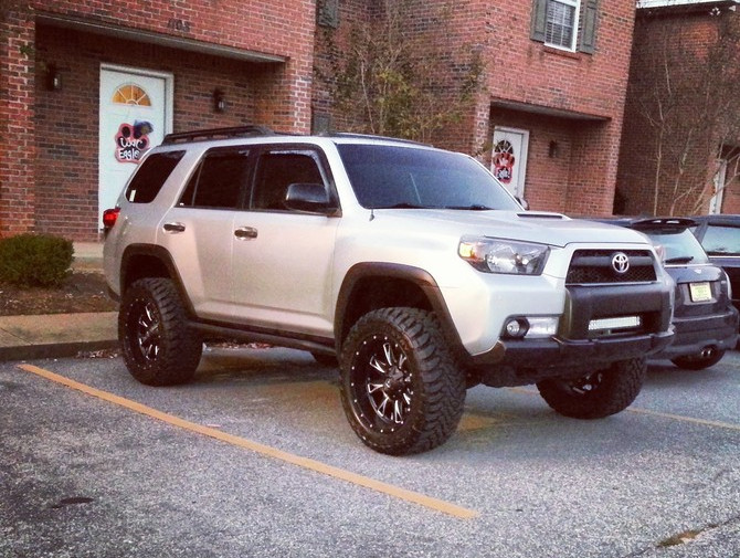 2012 Toyota 4Runner V6 Trail Toyo Open Country M/T 33/12.50R20 (2492)
