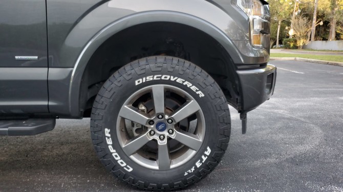 2017 Ford F150 4wd Heavy-Duty SuperCrew Cooper Discoverer AT3 XLT 285/65R20 (4960)