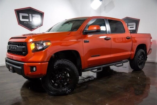 2015 Toyota Tundra CrewMax 4wd Toyo Open Country R/T 35/12.50R18 (3076)