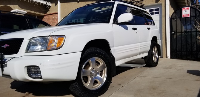 2001 Subaru Forester S Toyo Open Country A/T II 215/70R16 (4861)
