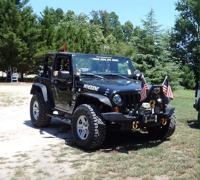 2012 Jeep Wrangler Sport Goodyear Wrangler DuraTrac 285/75R16 (1062)