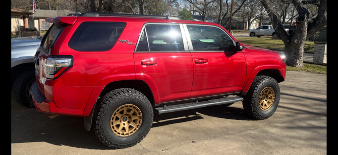 2020 Toyota 4runner TRD Off-Road Premium Mastercraft Courser CXT 285/75R17 (8677)