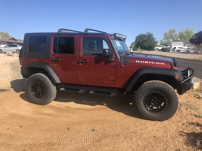 2009 Jeep Wrangler Unlimited Rubicon Continental TerrainContact A/T 315/70R17 (6052)