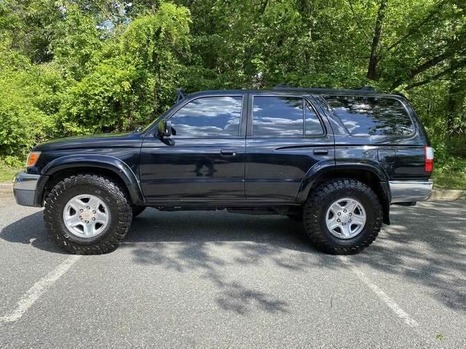 2002 Toyota 4Runner SR5 4wd Toyo Open Country M/T 255/85R16 (6820)