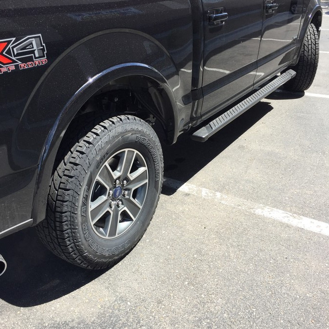 2016 Ford F150 4wd SuperCrew Yokohama Geolandar A/T G015 275/70R18 (1655)