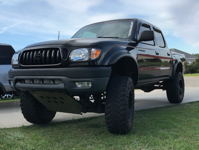 2002 Toyota Tacoma 4wd DoubleCab Toyo Open Country M/T 295/70R17 (2458)