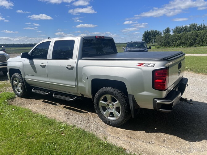 2018 Chevrolet Silverado 1500 4wd Crew Cab Toyo Open Country A/T III 275/55R20 (8463)