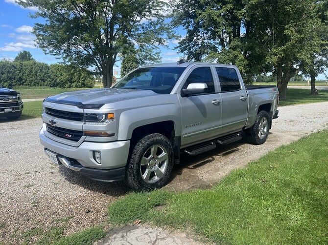 2018 Chevrolet Silverado 1500 4wd Crew Cab Toyo Open Country A/T III 275/55R20 (8464)