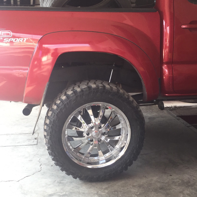 2010 Toyota Tacoma Double Cab 2wd Prerunner Cooper Discoverer STT PRO 325/50R22 (2896)