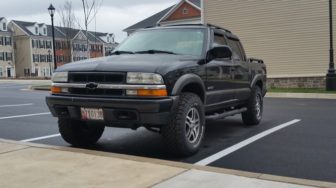 Just joined, figured I'd show off my 2002 s10 ZR5 : r/ChevyTrucks
