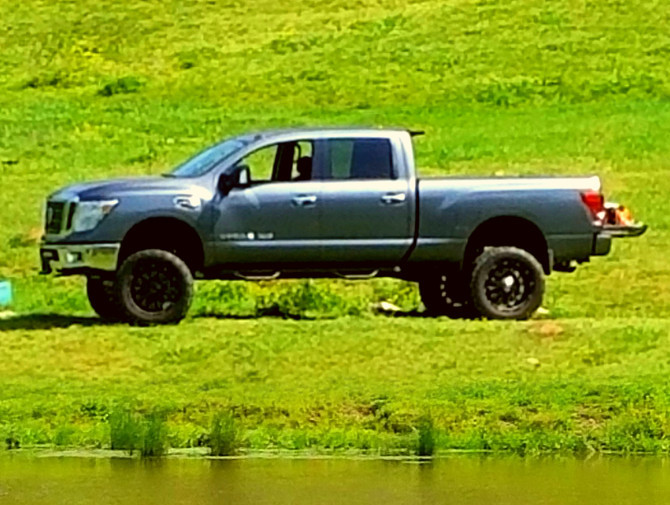 2016 Nissan Titan XD 4WD Dick Cepek Extreme Country 35/12.50R20 (2629)