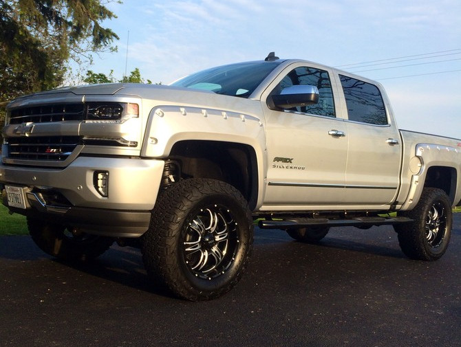 2016 Chevrolet Silverado 1500 4wd Crew Cab BFGoodrich All-Terrain T/A KO2 325/60R20 (1623)