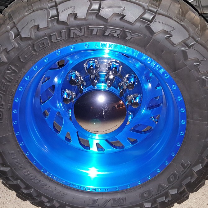 2015 GMC Sierra 3500 HD 4wd Dual Rear Wheels Toyo Open Country M/T 37/13.50R22 (1113)