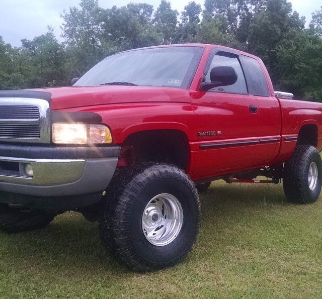 1999 Dodge Ram 1500 QuadCab 4wd Interco Super Swamper TSL Radial 36/12.50R15 (790)