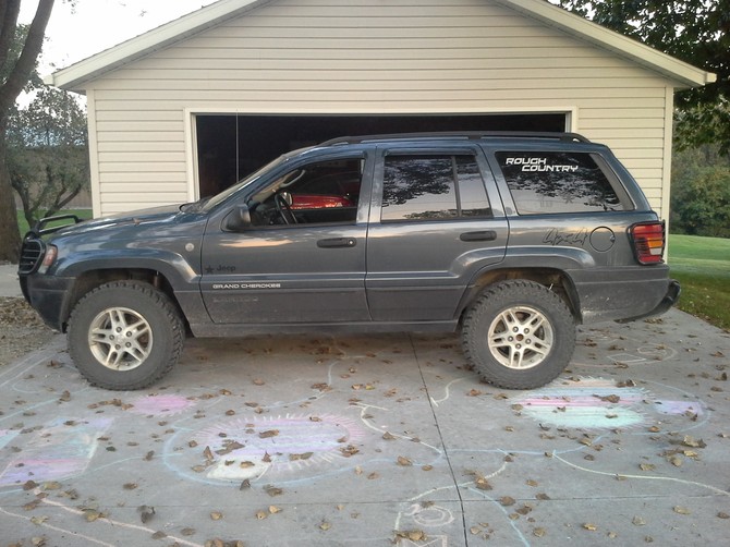 2004 Jeep Grand Cherokee Laredo Standard Model Cooper Discoverer ST MAXX 245/75R16 (621)