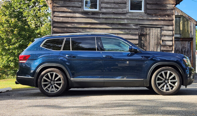 2019 Volkswagen Atlas SEL Premium Toyo Proxes ST III 265/50R20 (8876)