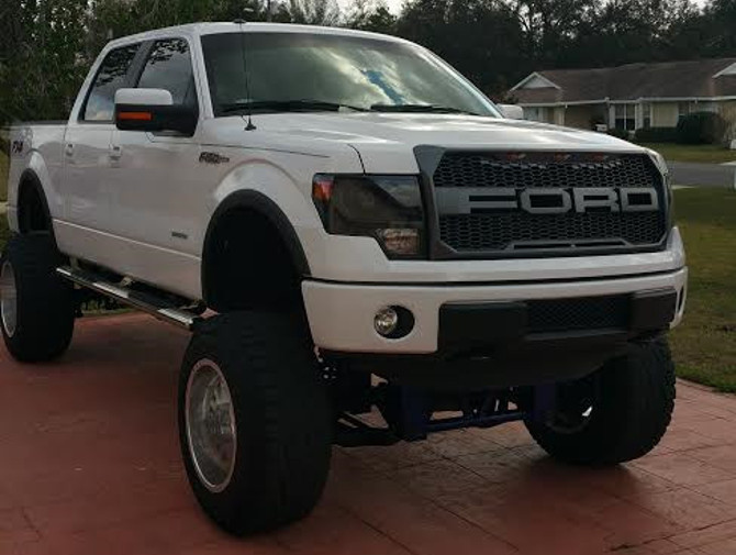 2014 Ford F150 4wd SuperCrew Toyo Open Country R/T 37/13.50R20 (2237)